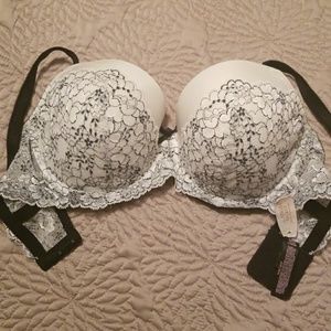 Victorias Secret Dream Angels lined demi bra 34DDD